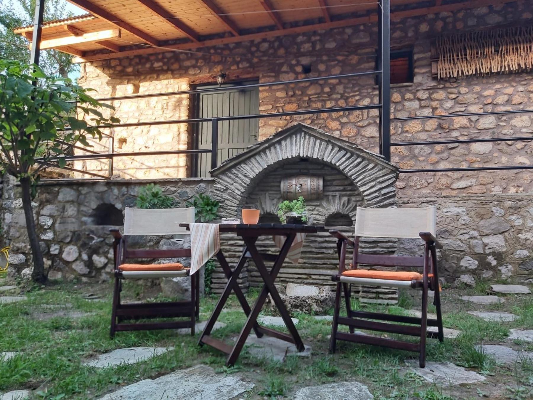 Potamolithos Suites Konitsa Exterior foto